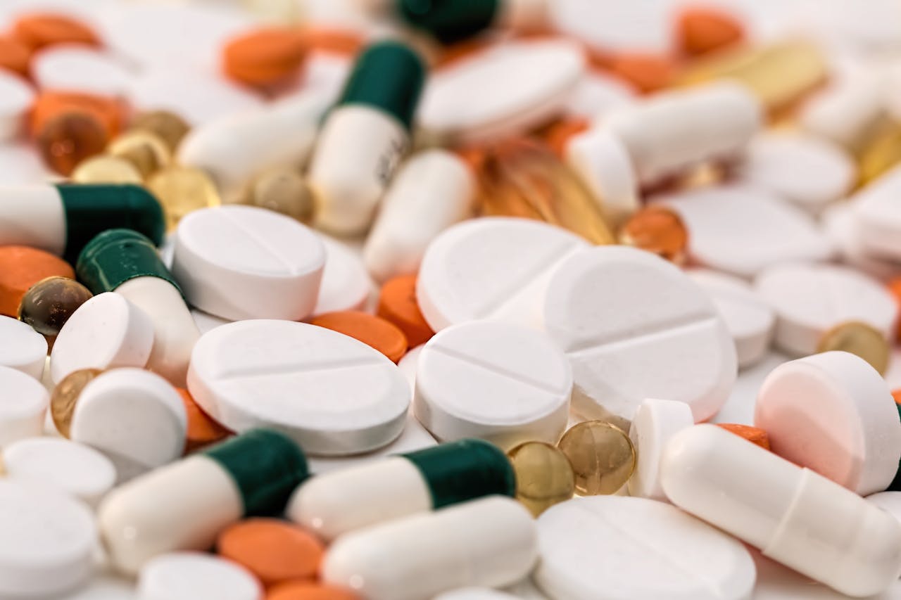 headache pain pills medication 159211.jpeg